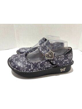 Alegria Paloma Mary Jane shoes Flower PrettySwirl Lace pattern sz 37 Blue White